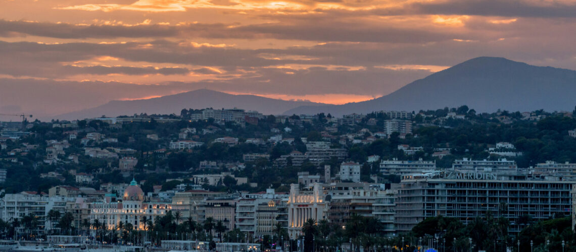 Pourquoi passer par une agence immobilière pour trouver un logement à Nice ?